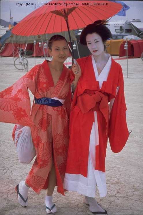 Geishas at BM2K.